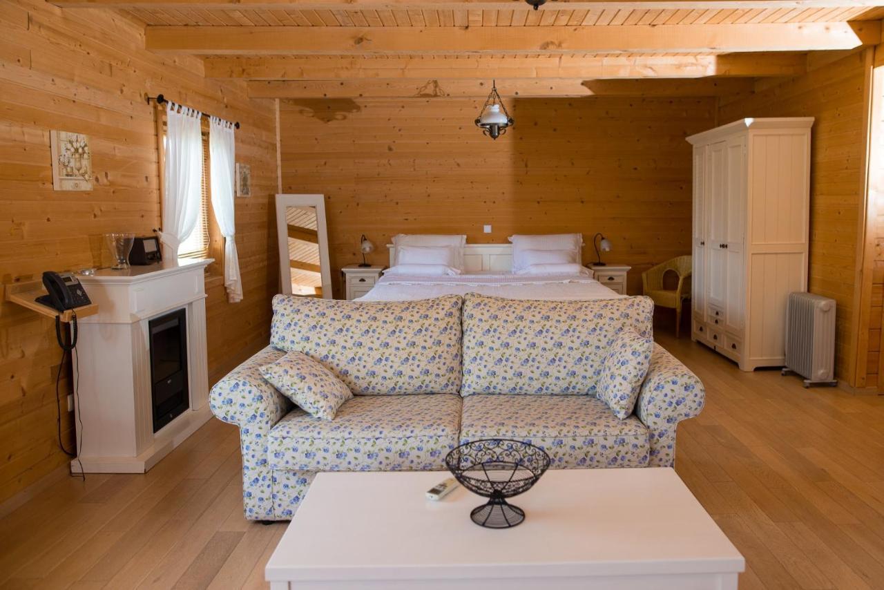 Krasograd Villa Pisarovina Eksteriør bilde