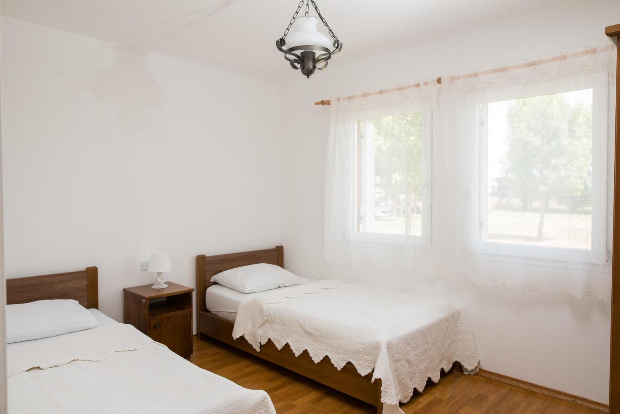 Krasograd Villa Pisarovina Eksteriør bilde